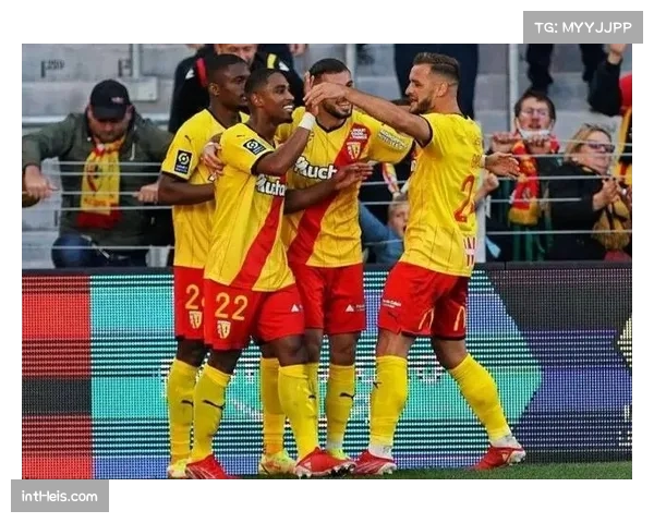 法甲第18轮落幕，朗斯以2分优势领跑积分榜