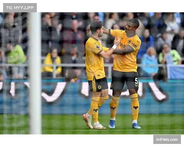 努内斯流感痊愈复出,曼城锋线轮换迎战狼队